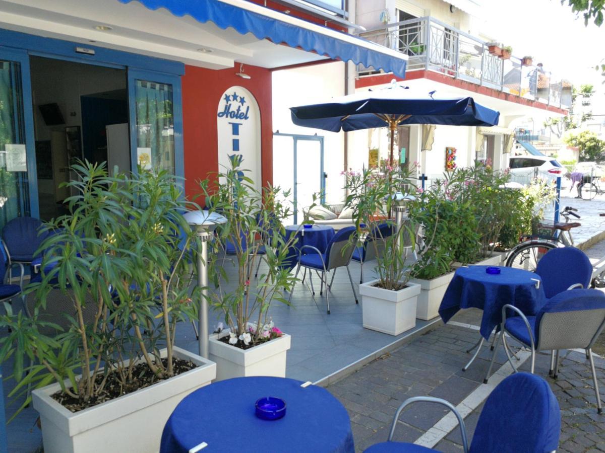Hotel Tivoli Misano Adriatico Exterior photo