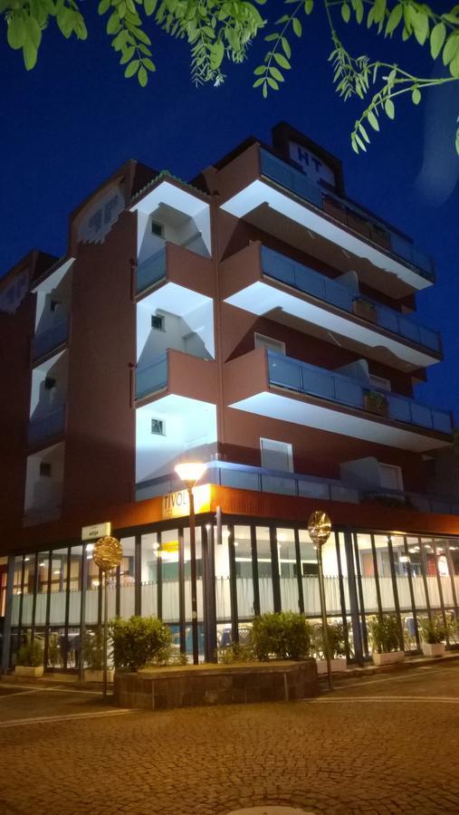 Hotel Tivoli Misano Adriatico Exterior photo